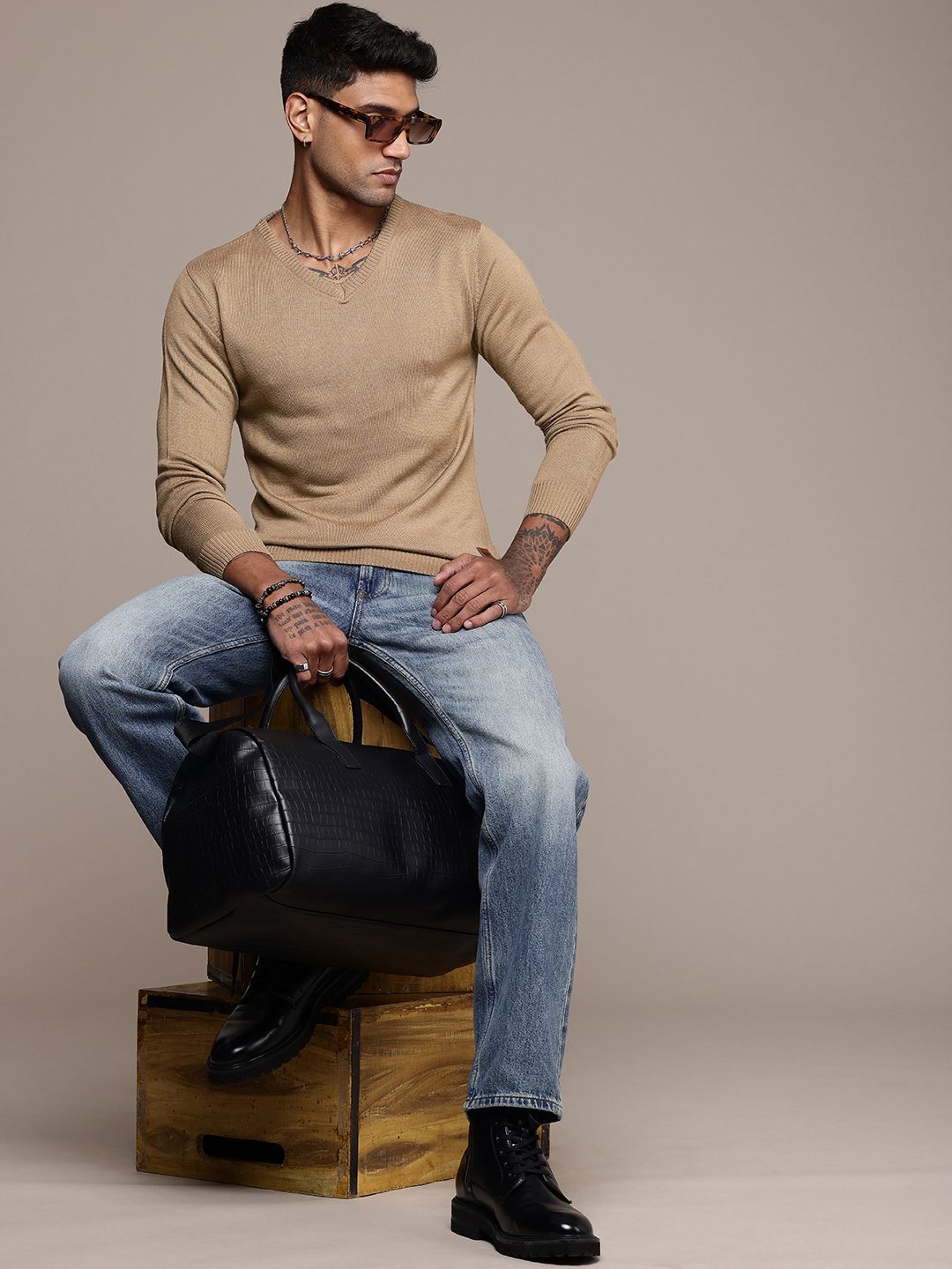 The Roadster Life Co. V-Neck Knitted Pullover Sweaters-picture-50