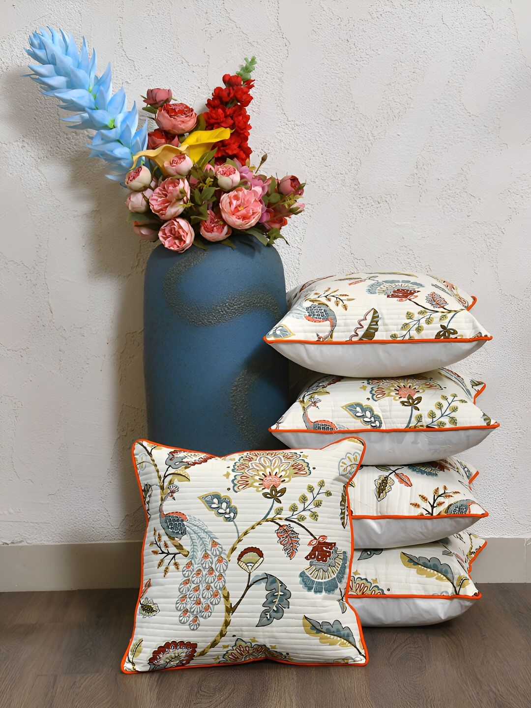 Clasiko White & Red 5 Pieces Floral Square Cushion Covers-picture-34