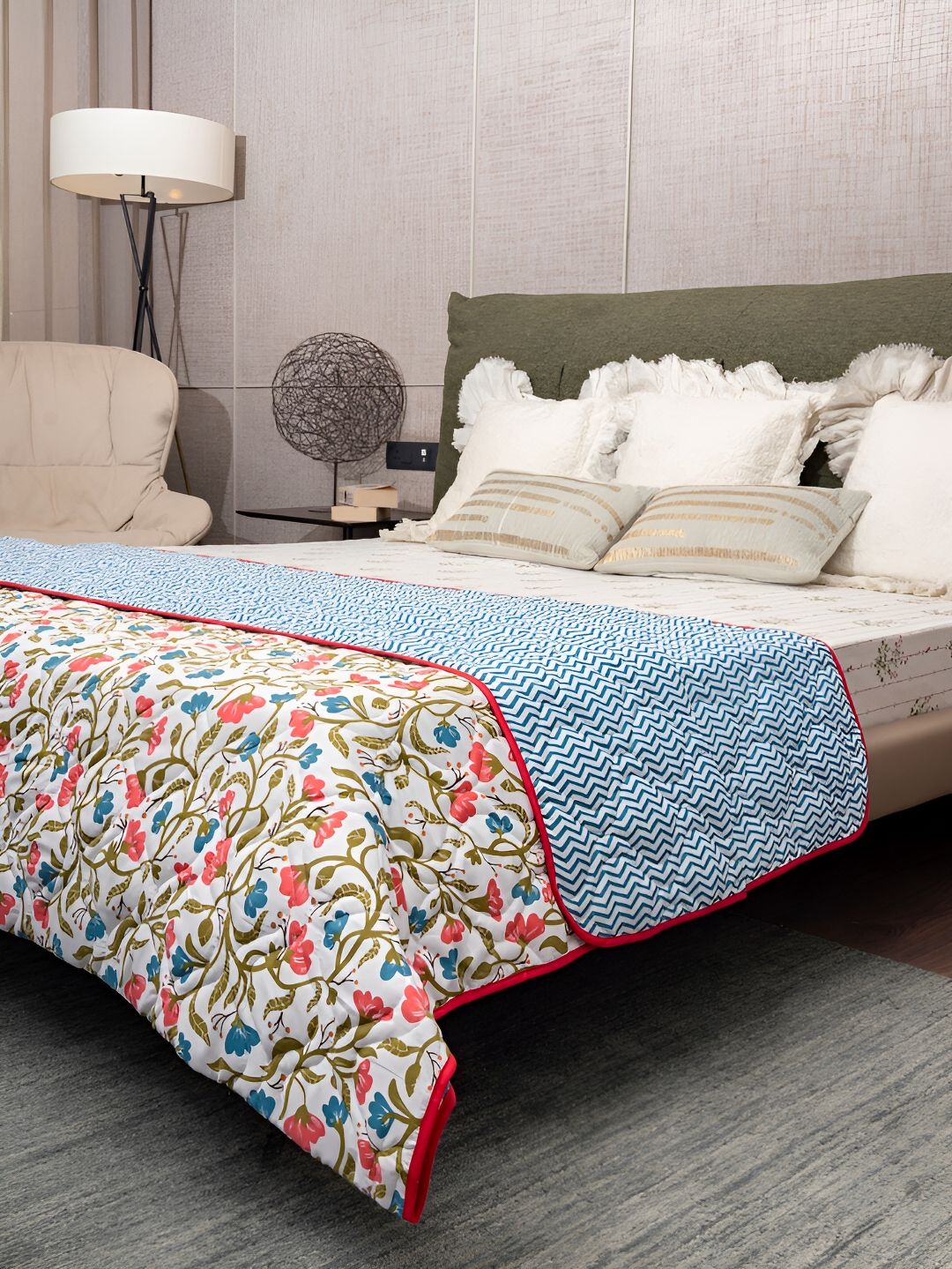 URBAN SPACE Pink & White Floral Printed AC Room 300 GSM Reversible Single Bed Blanket-picture-2