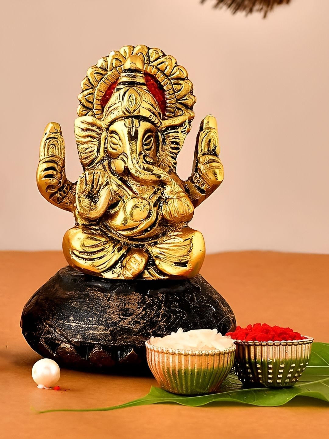Aura Gold-Toned Metal Religious Idol Showpiece-image-43
