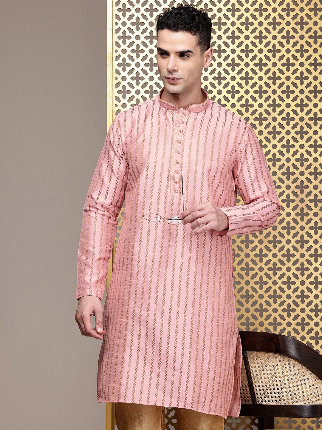 House of Pataudi Woven Design Regular Jashn Kurta With Churidar-picture-19