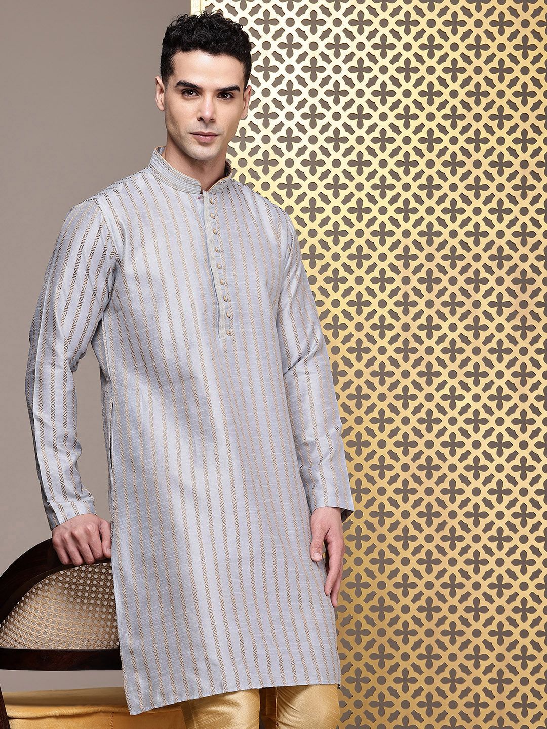 House of Pataudi Woven Design Regular Jashn Kurta With Churidar-picture-22