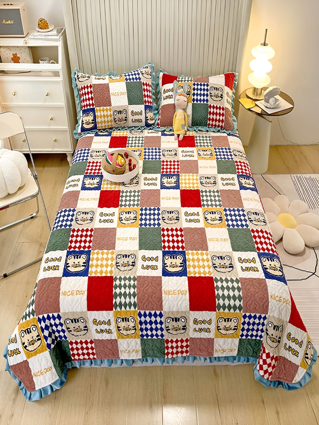 JC HOME  white Sky Blue & Red Printed 162TC Double King Bed Cover With 2 Pillow Covers