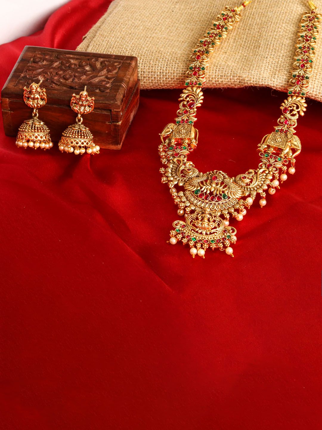 Adwitiya Collection Gold Plated Stones Studded & Pearls Beaded Jewellery Set-picture-13