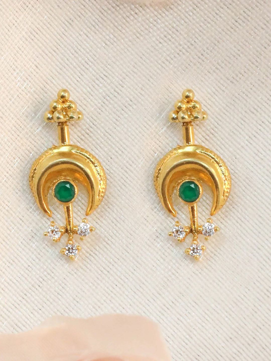 Unniyarcha Contemporary Drop Earrings-picture-44
