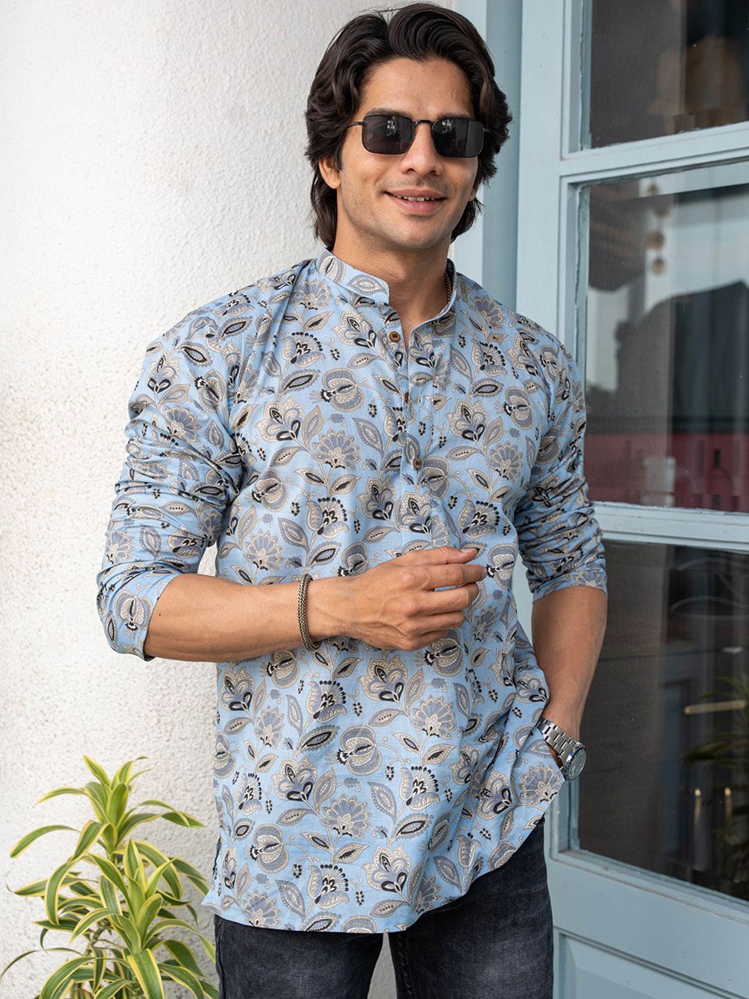 Shasak Men Printed Thread Work Kurta-picture-19