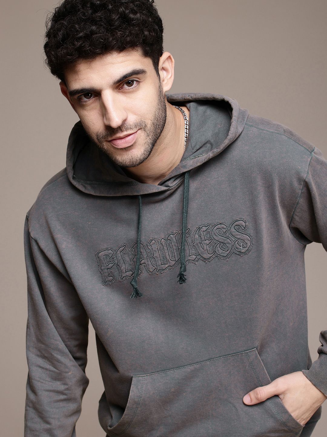 The Roadster Life Co. Applique Detailed Washed Effect Relaxed Fit Hooded Sweatshirt-picture-34