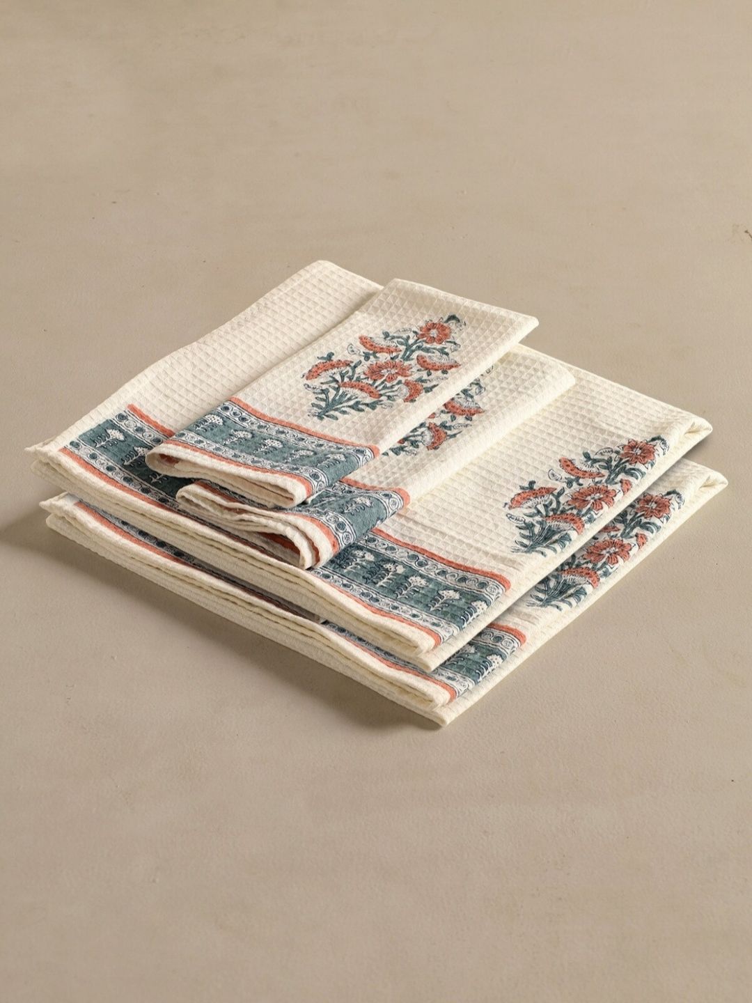 Peepul Tree Off White 4 Pieces Printed Cotton 300 GSM Towel Set-image-28