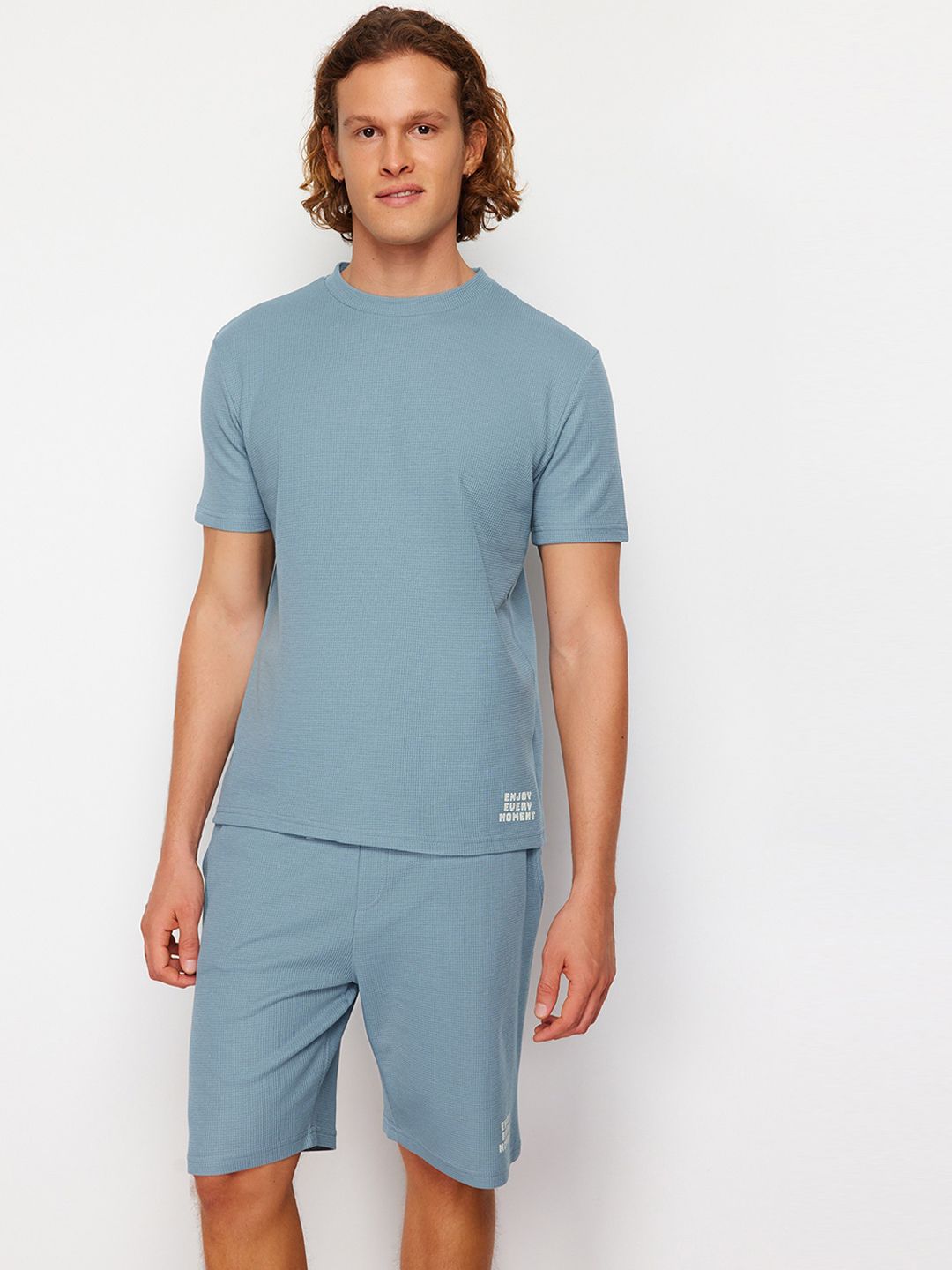 Trendyol Round Neck Short Sleeves Night Suit-picture-23