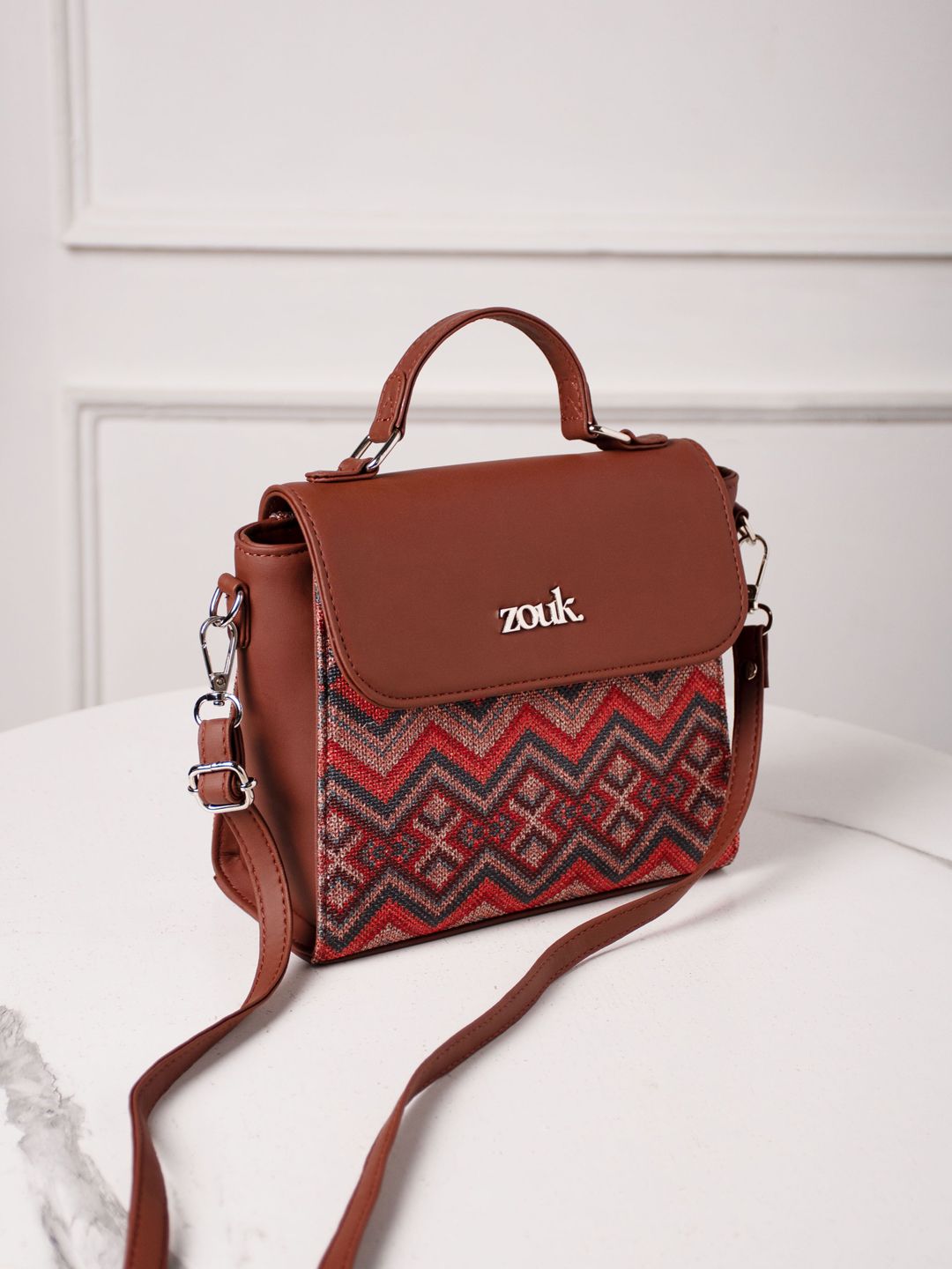 ZOUK Geometric Printed Structured Sling Bag-picture-22