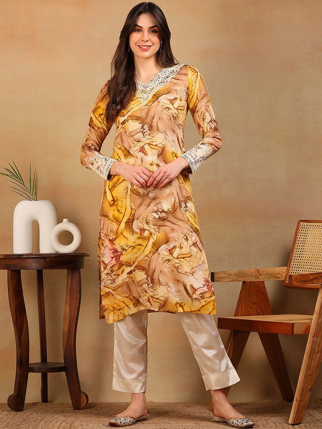 KALINI Floral Printed V-Neck Kurta-picture-37