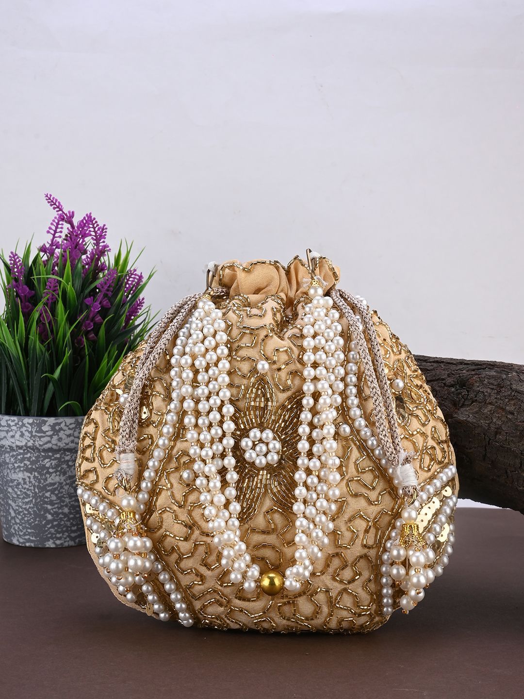 DRASTR Embellished Potli Clutch-picture-13