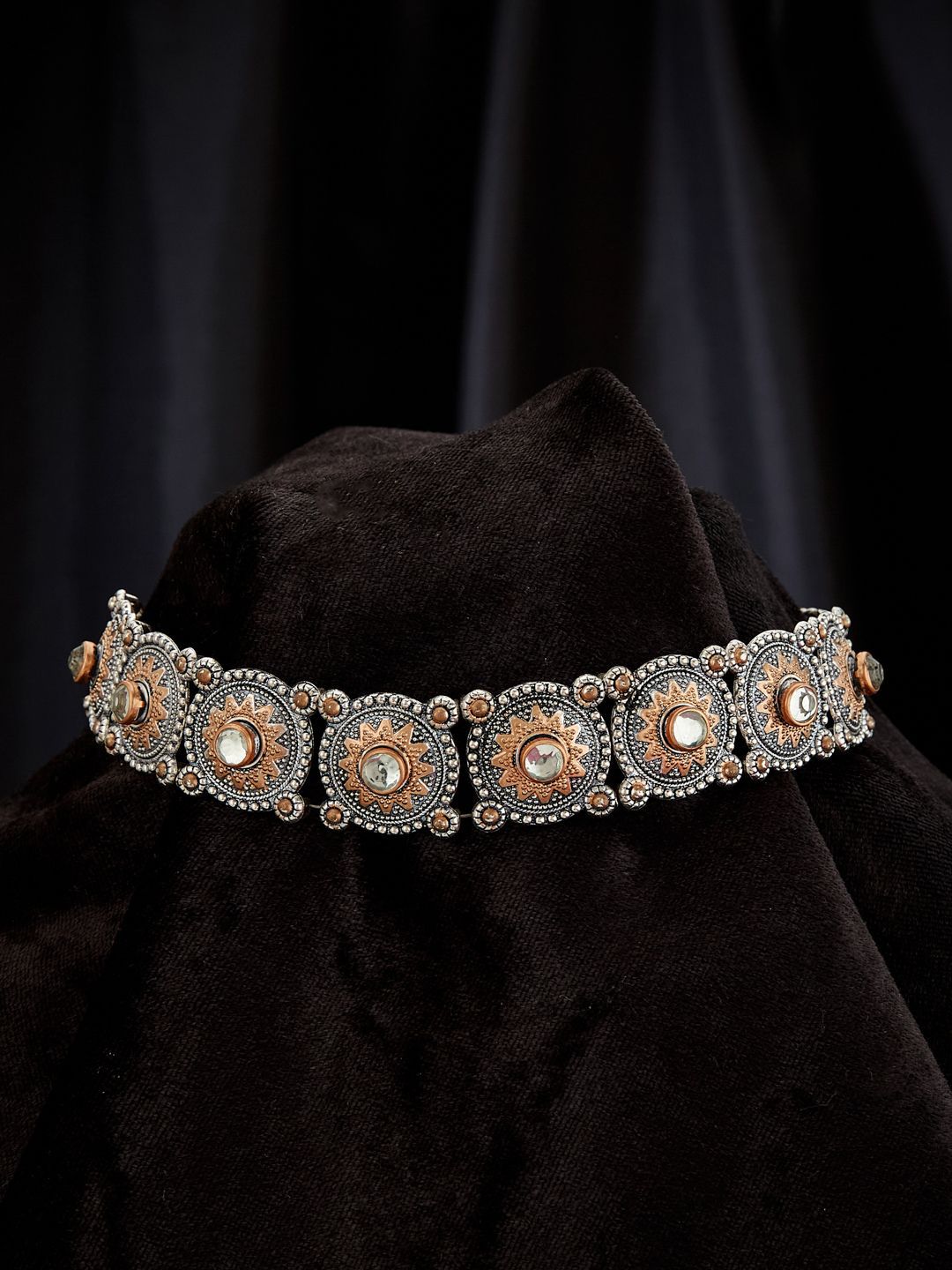 ATIBELLE Silver Silver-Plated Kundan Stone Studded Necklace