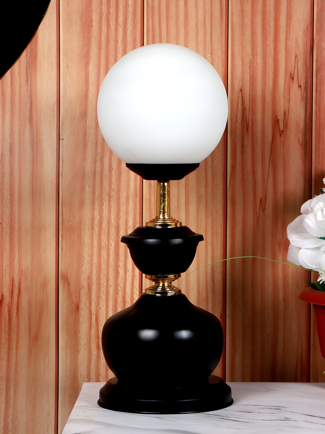 TU CASA Black & White Textured Metal Spherical Table Lamp-picture-20