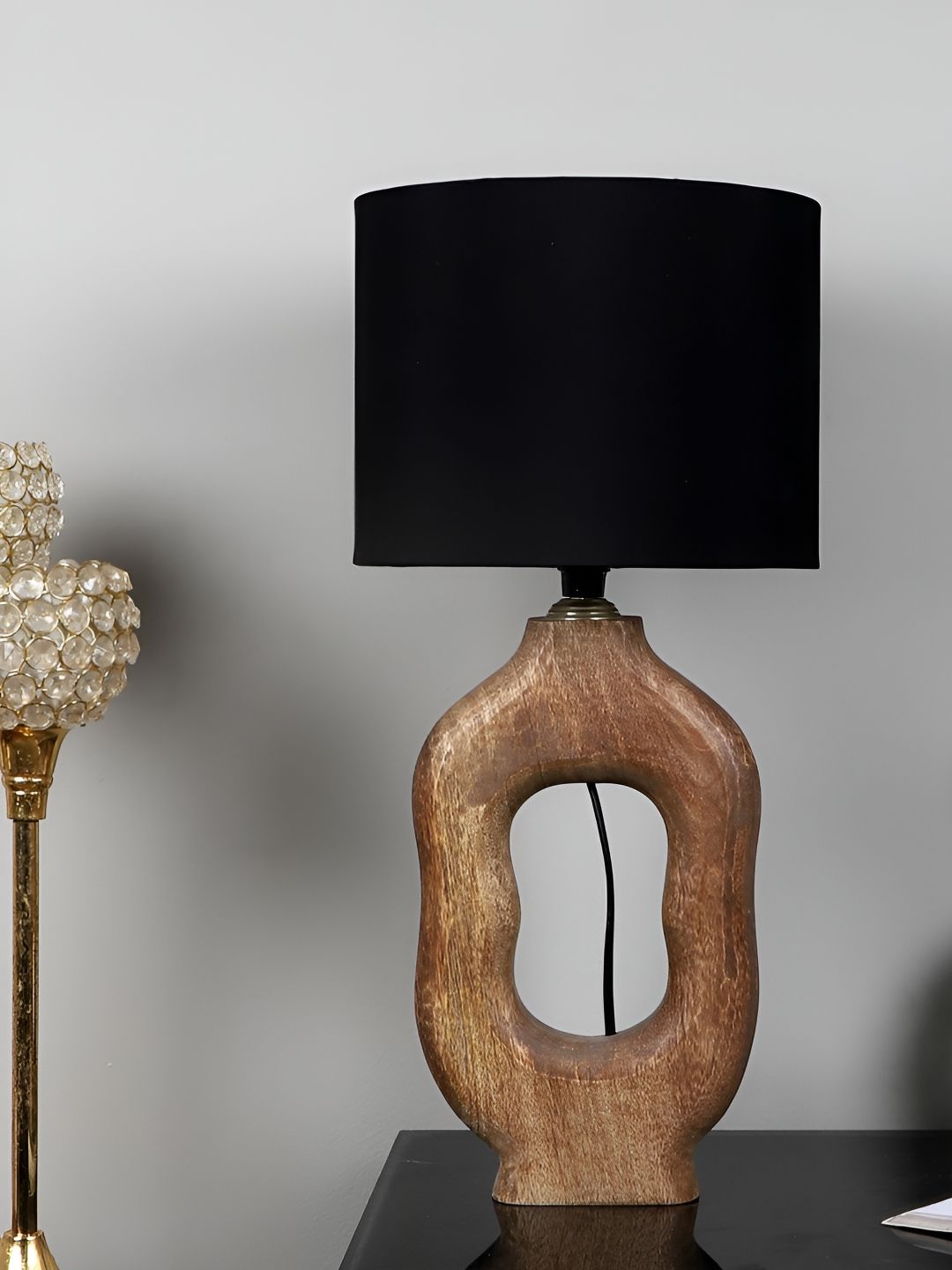 TU CASA Black & Brown Wooden Cylindrical Shaped Table Lamp-picture-24