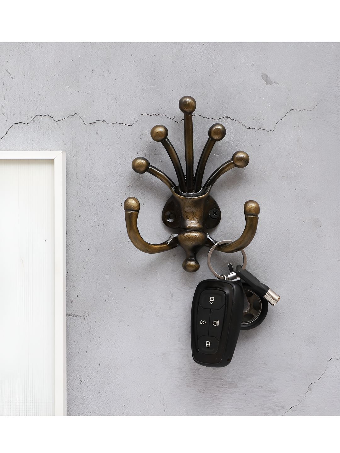 Two Moustaches Brown Gothic Designed Metal Key Holder