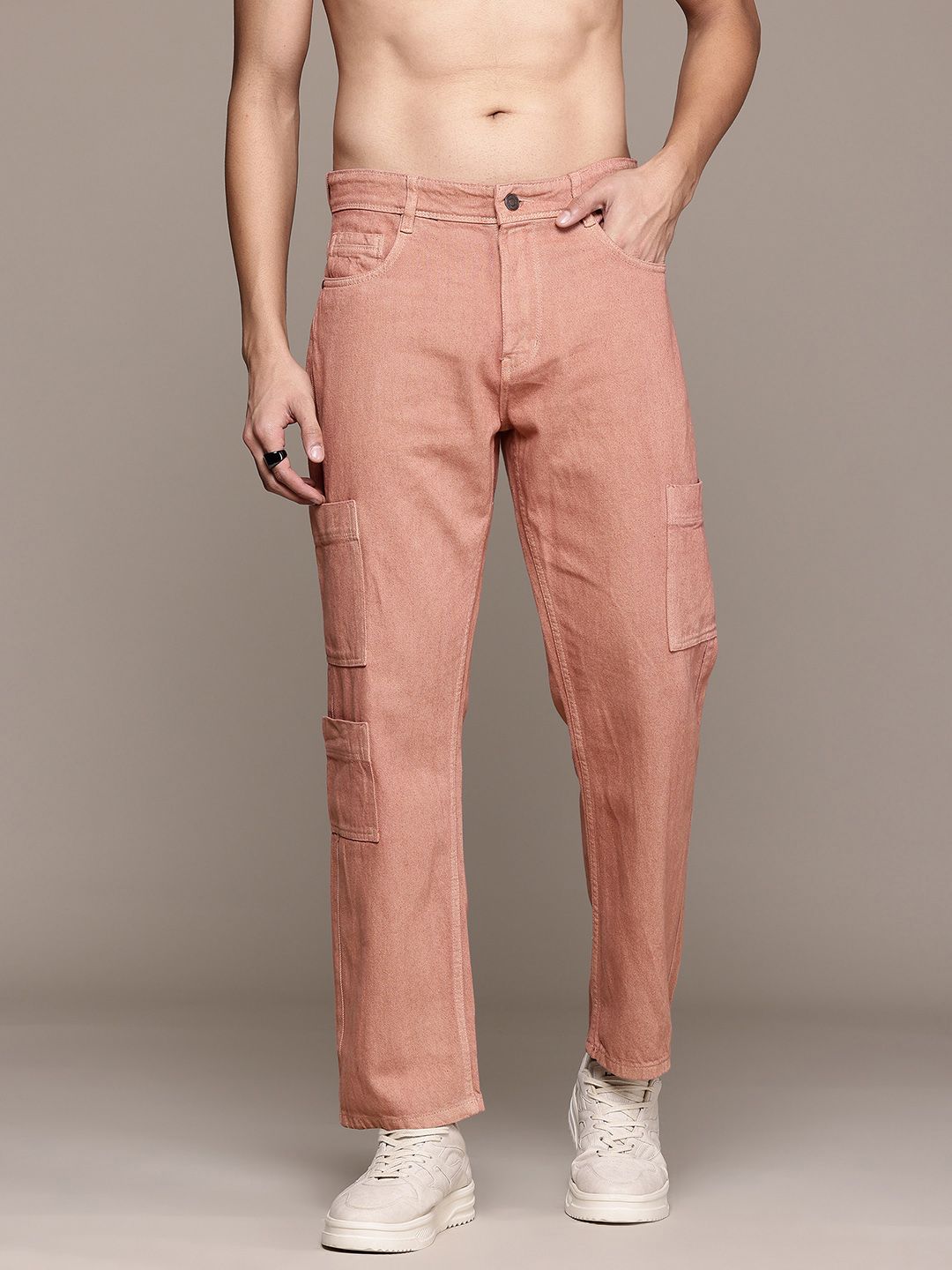 The Roadster Lifestyle Co. Men Straight Fit Cargo Jeans-picture-37