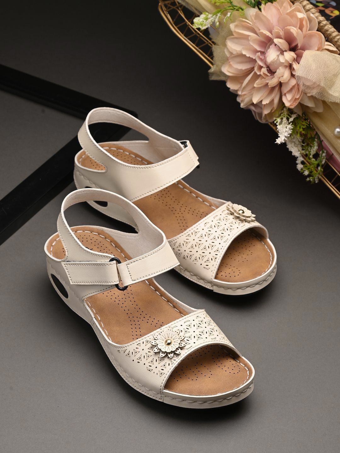 DressBerry Women Textured Open Toe Flats-picture-27