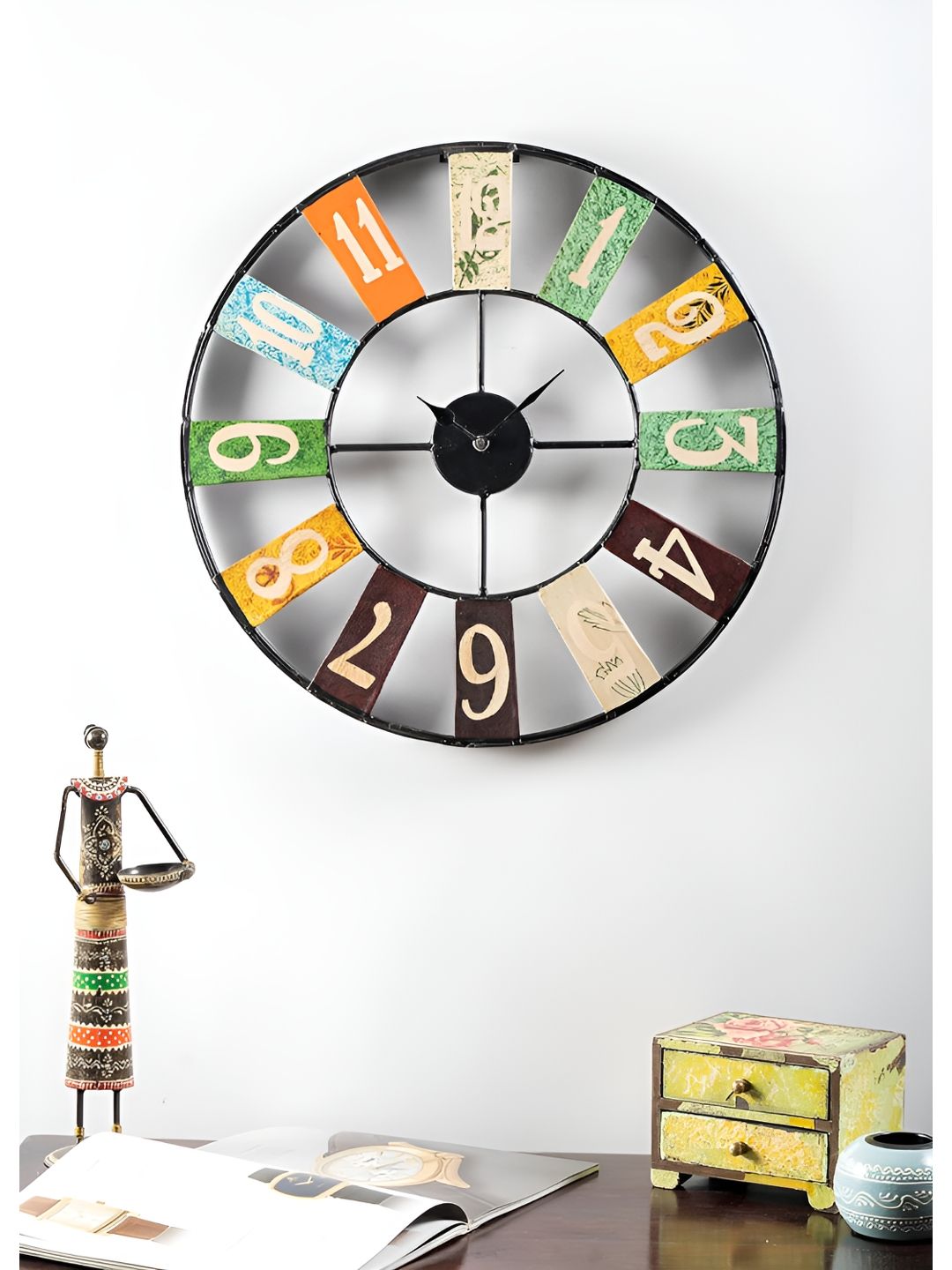 vedas Black & Green Round Analogue Wall Clock-image-43
