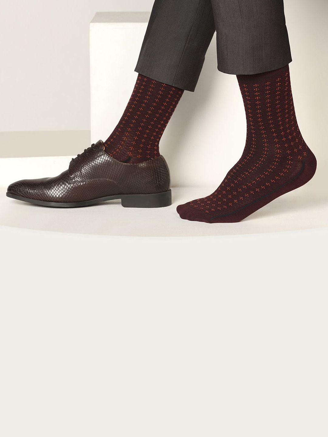 Blackberrys Men Patterned Calf-Length Socks-image-24