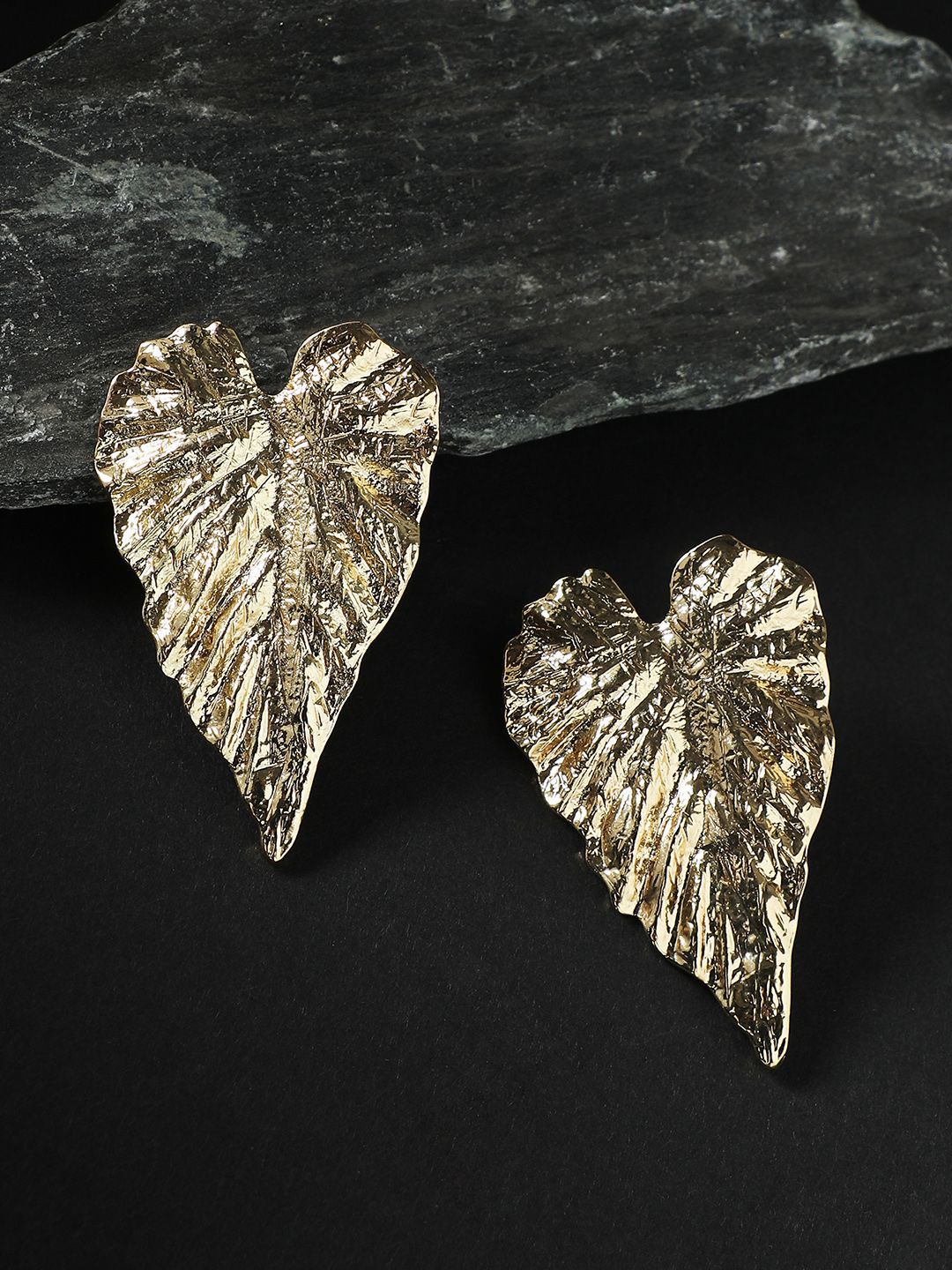SOHI Contemporary Studs Earrings-image-4