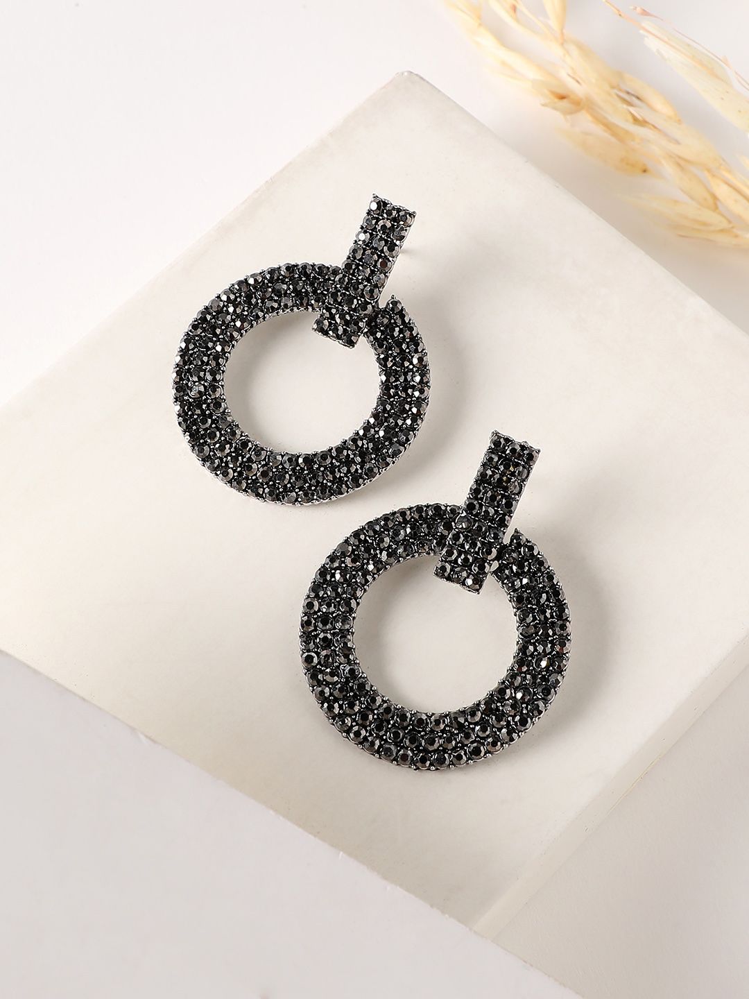 SOHI Contemporary Hoop Earrings-image-1