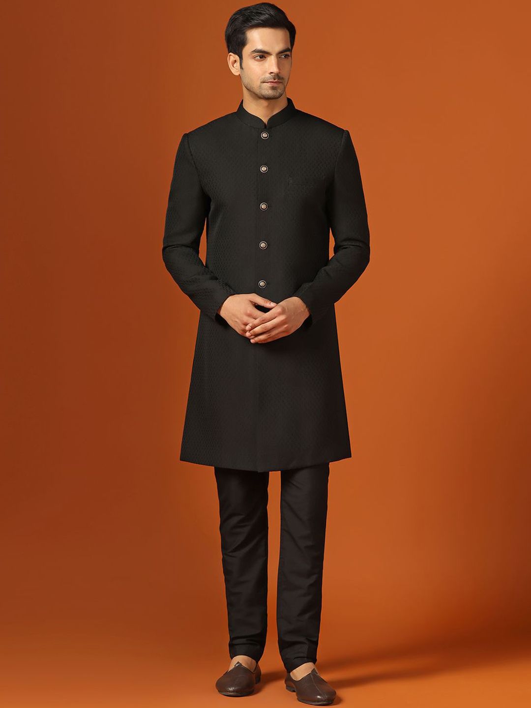 KISAH Men Self-Design Mandarin Collar Sherwani Set-image-12