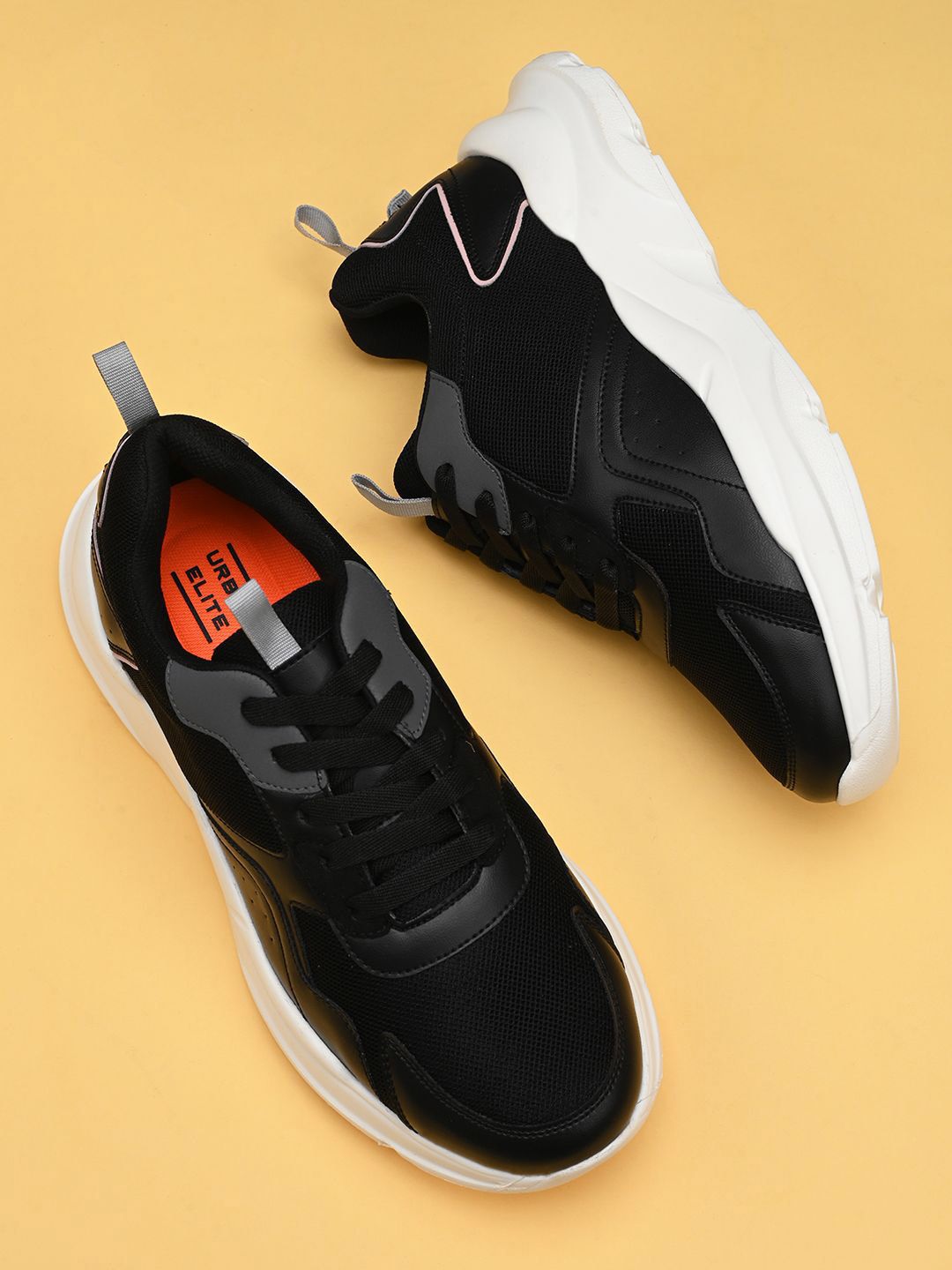 HRX by Hrithik Roshan Women Black Round Toe Comfort Insole Lightweight Sneakers-image-34