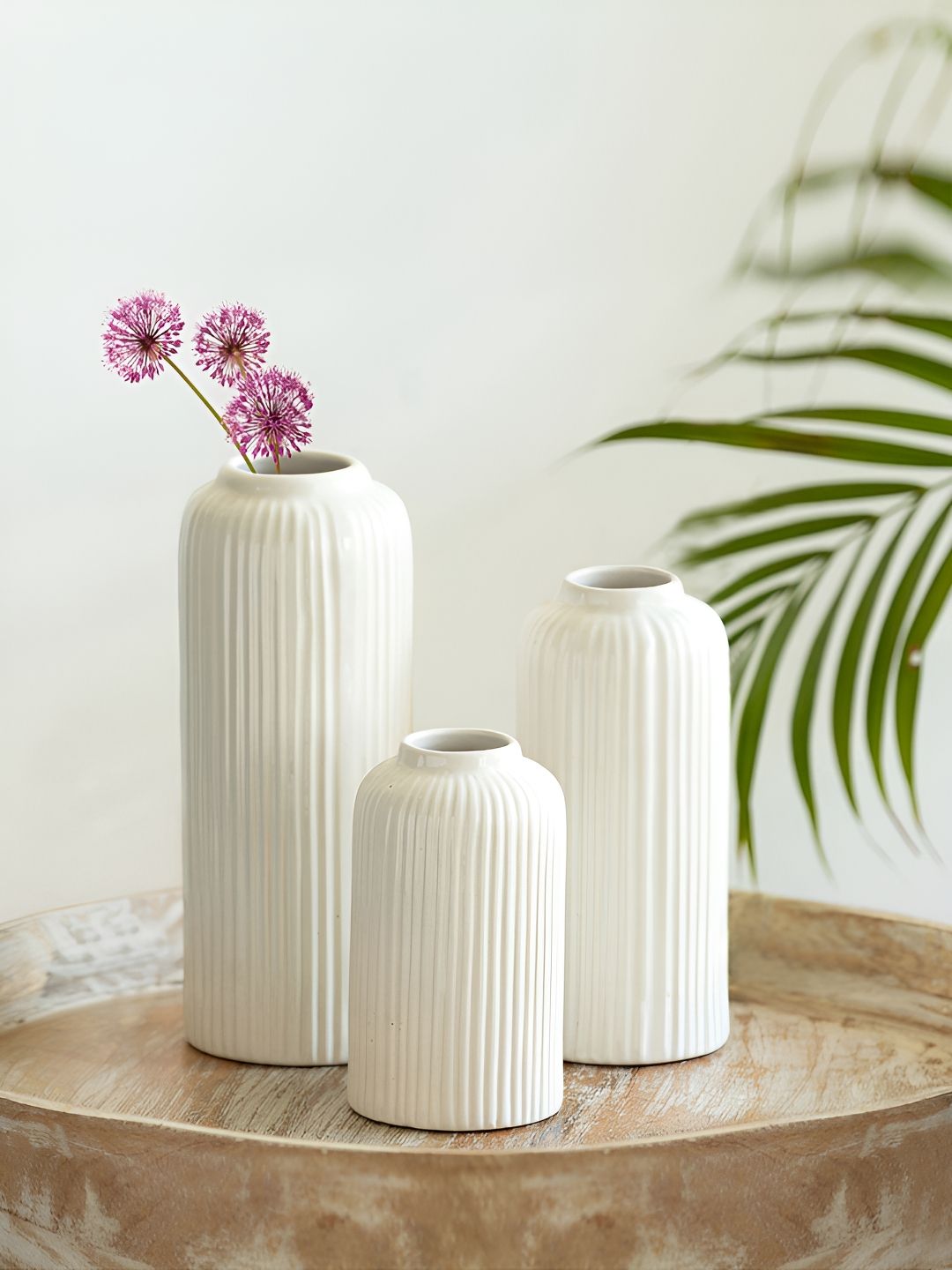 ExclusiveLane White 3 Pieces Textured Ceramic Flower Vases