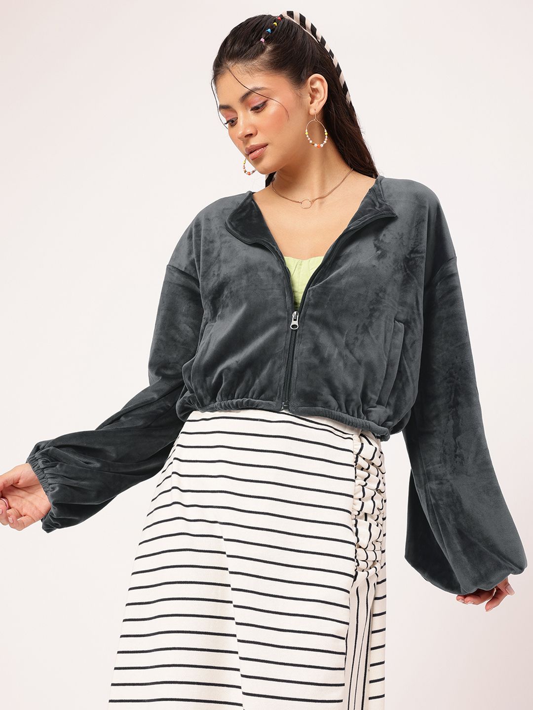 DressBerry Nomadic Nest Velour Finish Dramatic Puff Sleeves Crop Jacket-picture-18