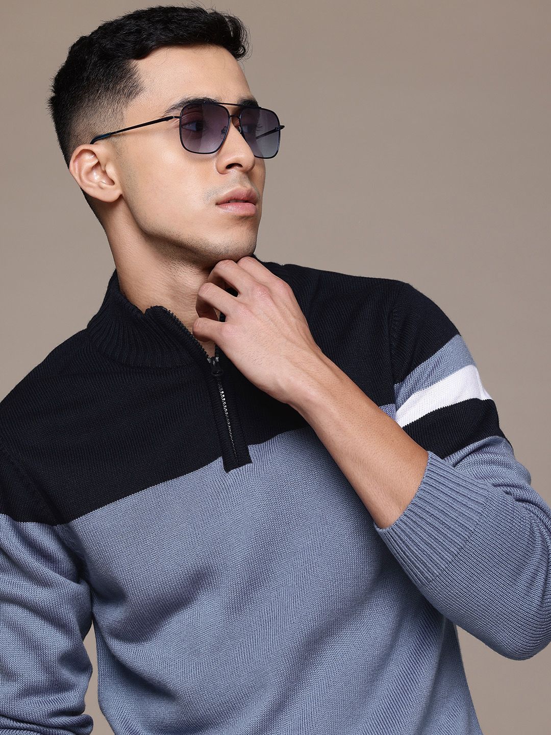 The Roadster Lifestyle Co. Men Colourblocked Acrylic Pullover-picture-20