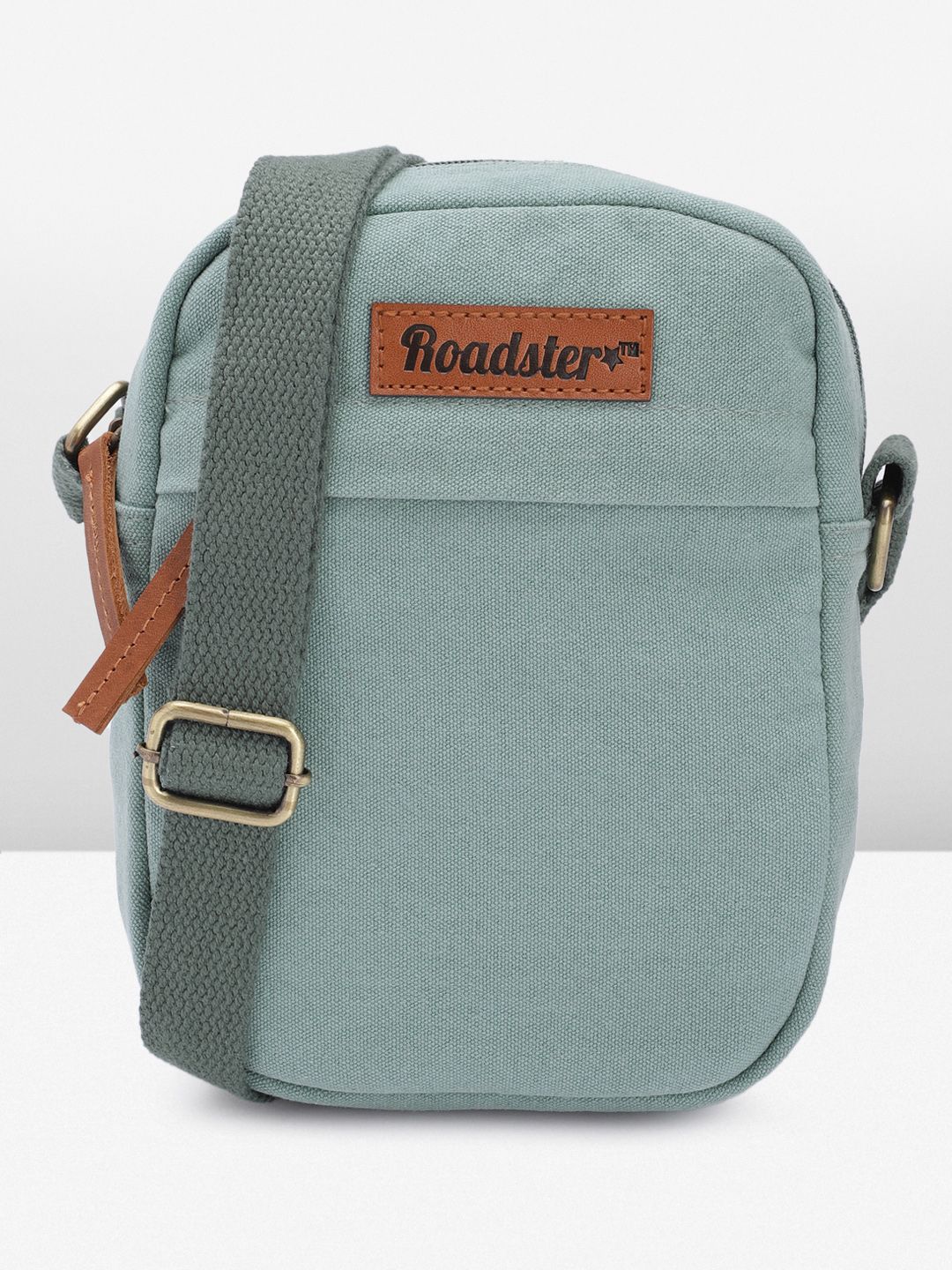 Roadster Women Solid Sling Bag-picture-32