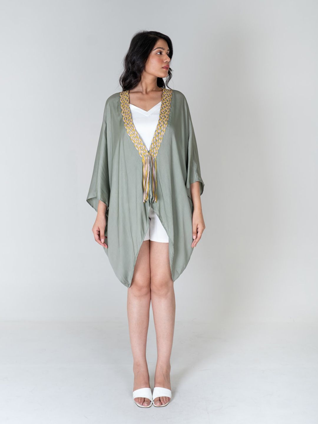 Neora V-Neck Three Quarter Sleeves Tie-Up Shrug-picture-37