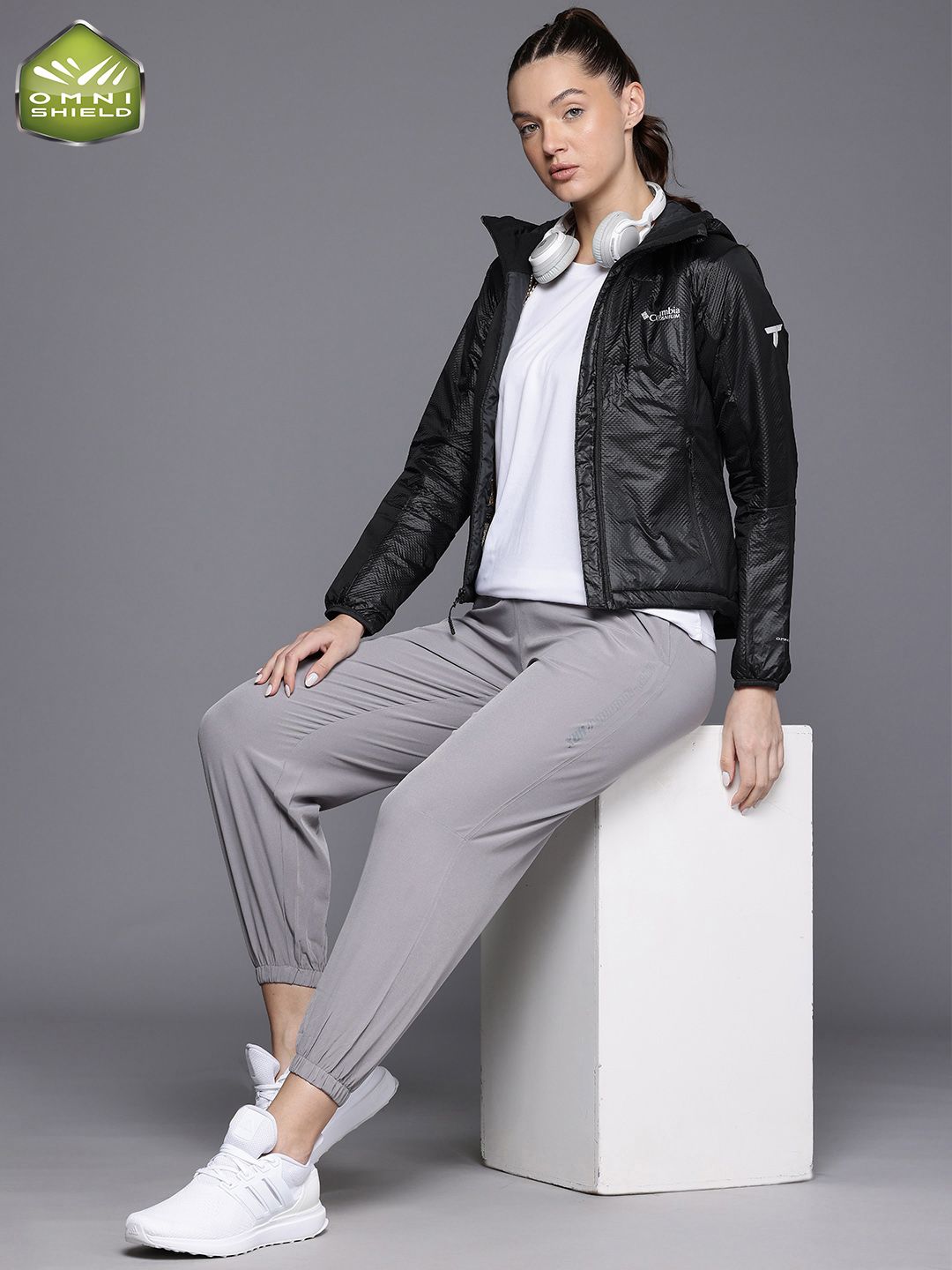 Columbia Lightweight Black Arch Rock II Hooded Outdoor Puffer Jacket-image-25