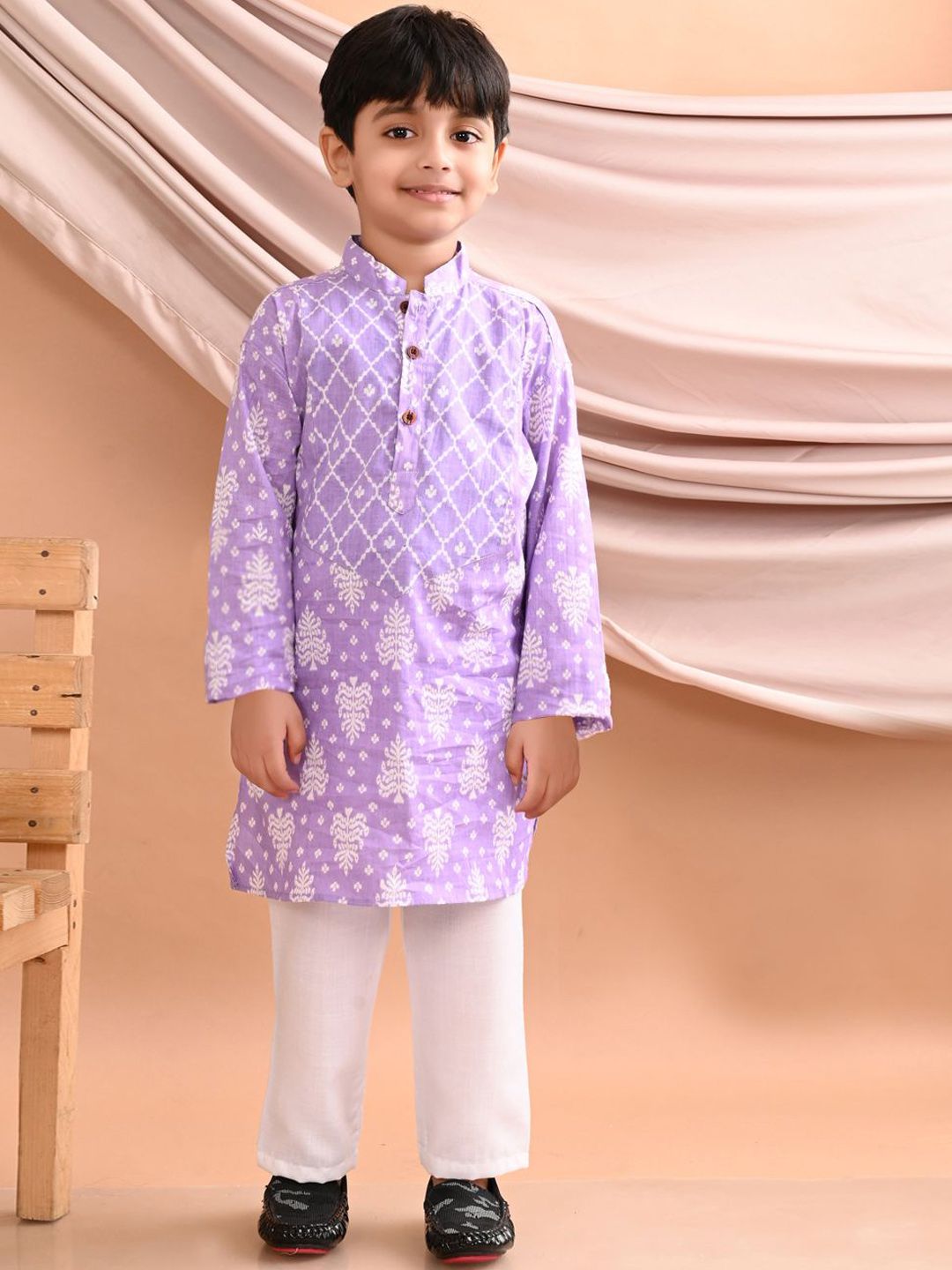 Sangria Boys Purple Floral Printed Pure Cotton Straight Kurta With Pyjama-image-1