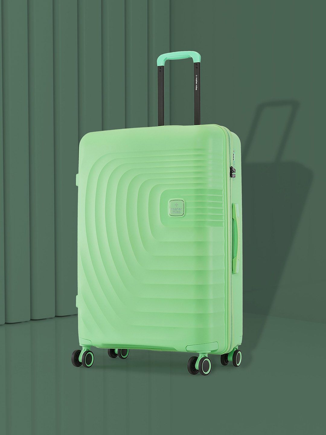 Nasher Miles Boston Hard Sided Trolley Bag-picture-18