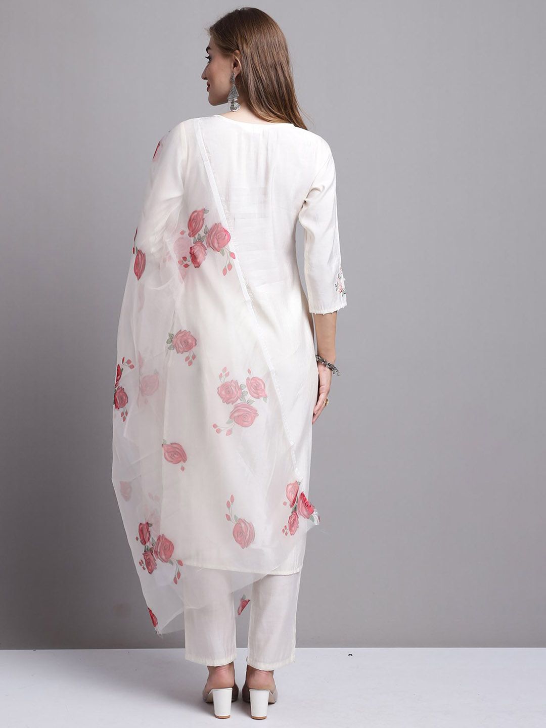 Women Floral Yoke Design Regular Thread Work Kurta with Trousers & With Dupatta