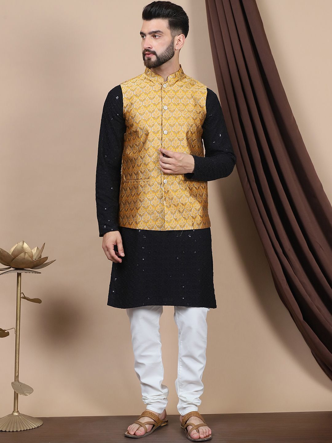 Men Printed Sequinned Kurta With Churidar