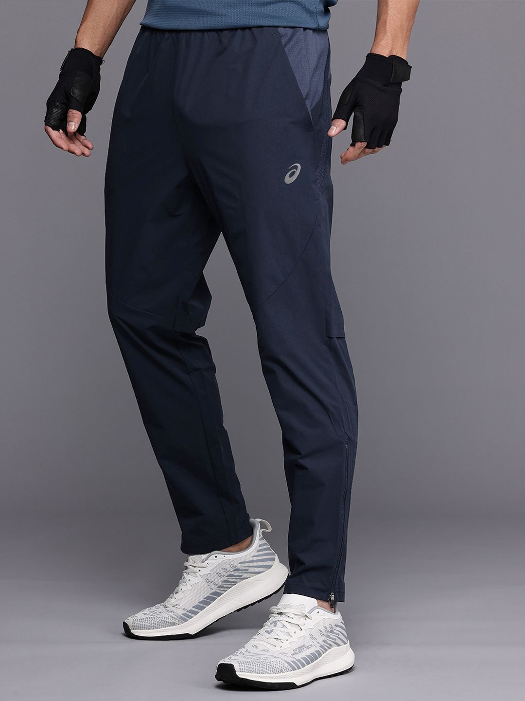 ASICS Men ACTIBREEZE Training or Gym Sports Track Pants-image-13