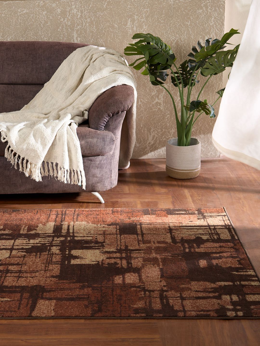 Welspun Brown & Beige Abstract Printed Rectangle Shaped Anti-Skid Carpet-picture-21