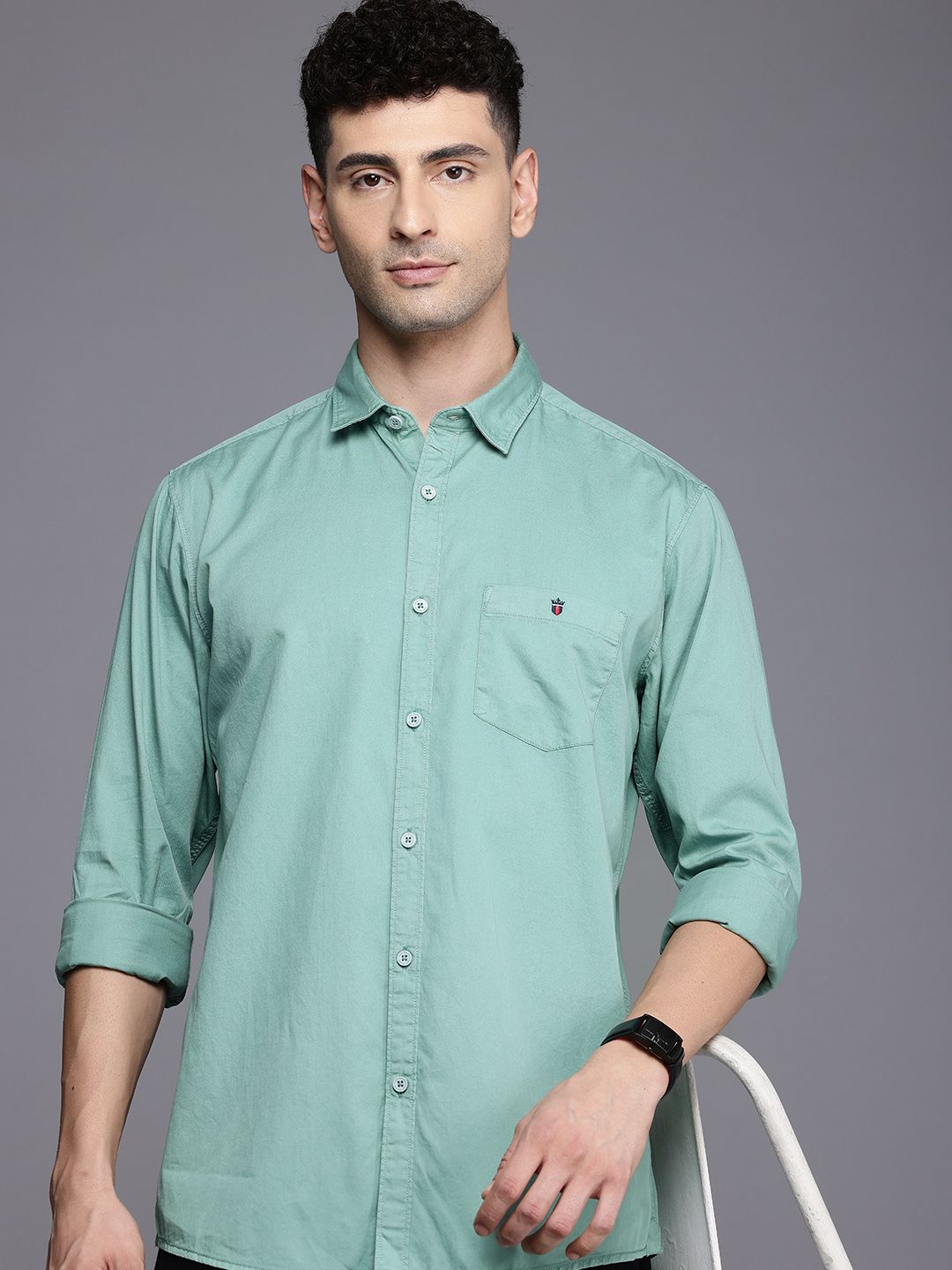 Louis Philippe Jeans Slim Fit Cutaway Collar Pure Cotton Casual Shirt-picture-29