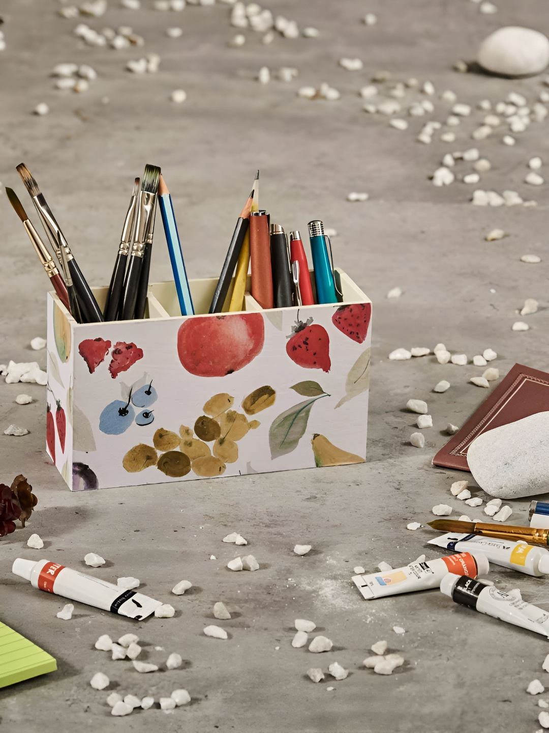 A Tiny Mistake White & Red Wood Utility Holders-picture-45