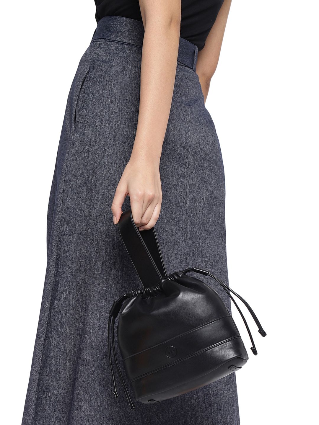 irth by house of titan IRTH Structured Handheld Bag-picture-28