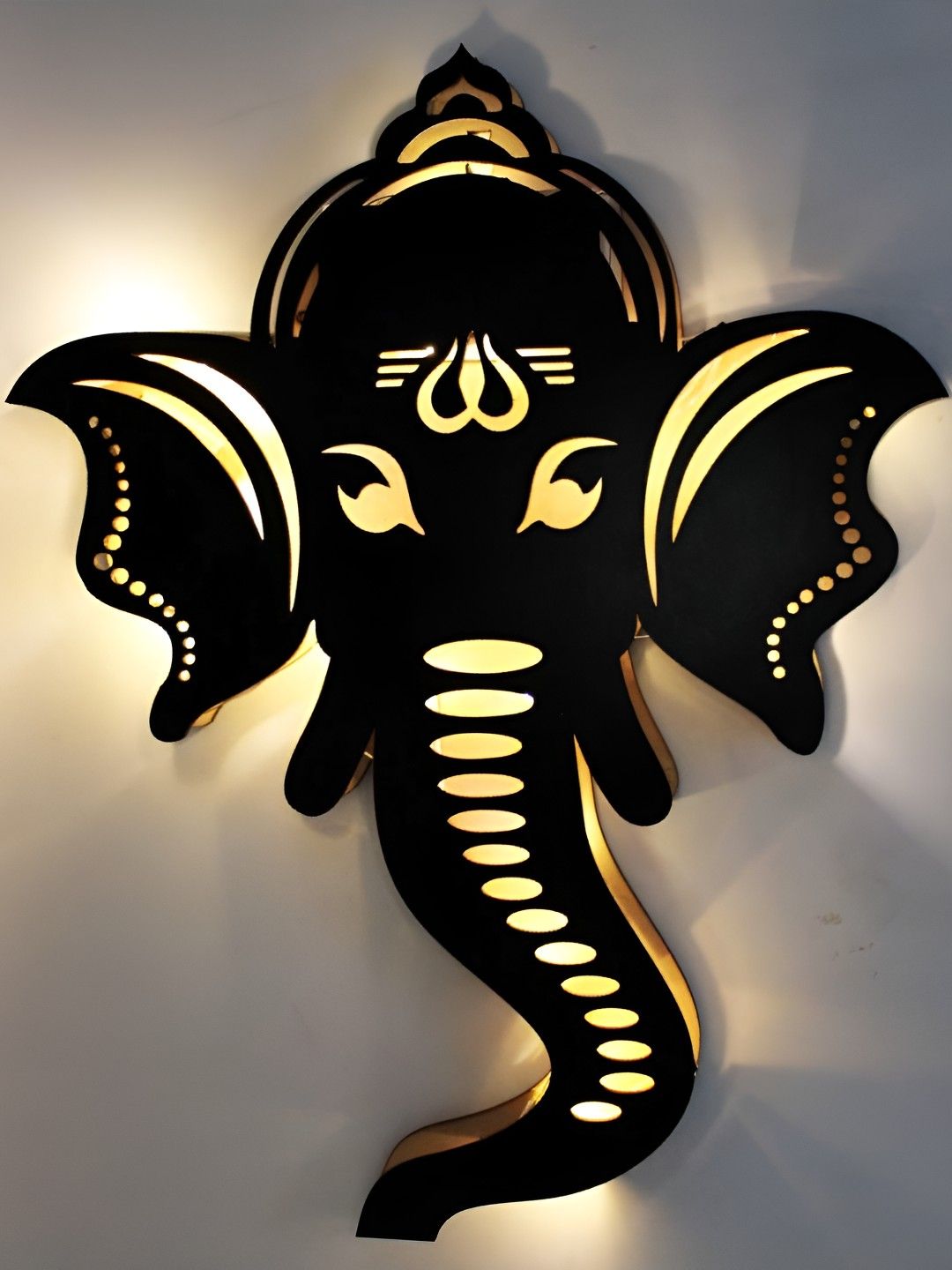 VAH Kya Bat Hai !! Black Textured Contemporary Wooden Wall Lamp