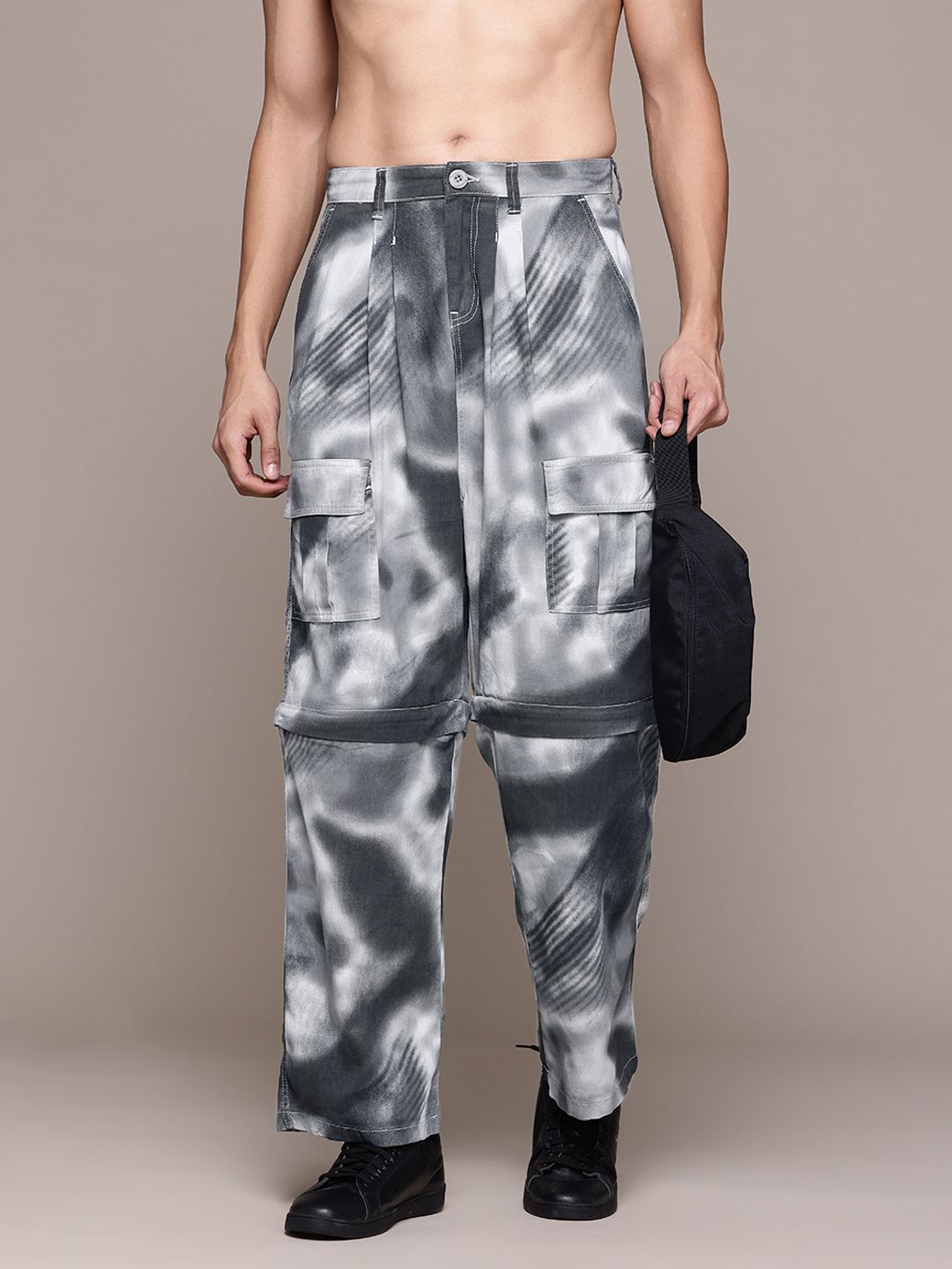 The Roadster Lifestyle Co. Printed Cargos-picture-37