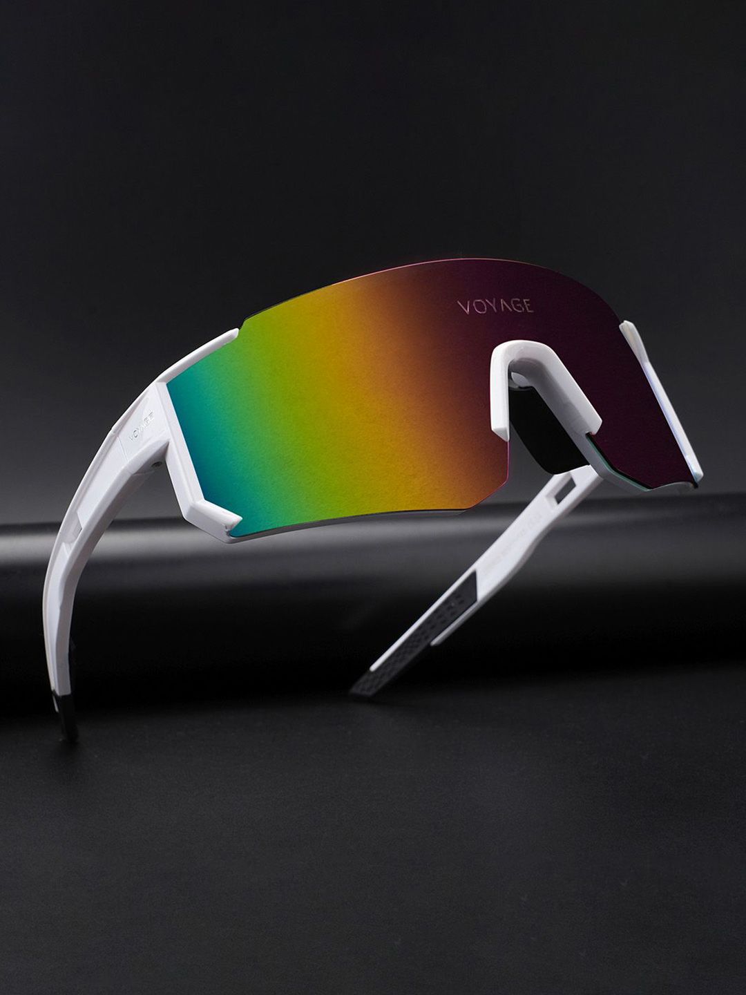 Voyage Unisex Shield Sunglasses with Polarised and UV Protected Lens-image-26