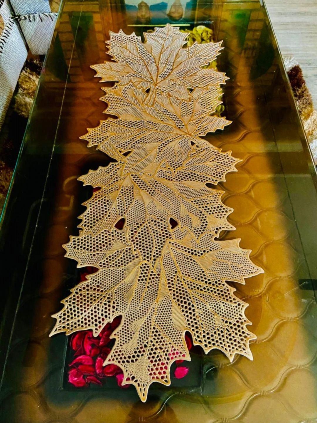 LooMantha Beige Textured Floral Table Runners