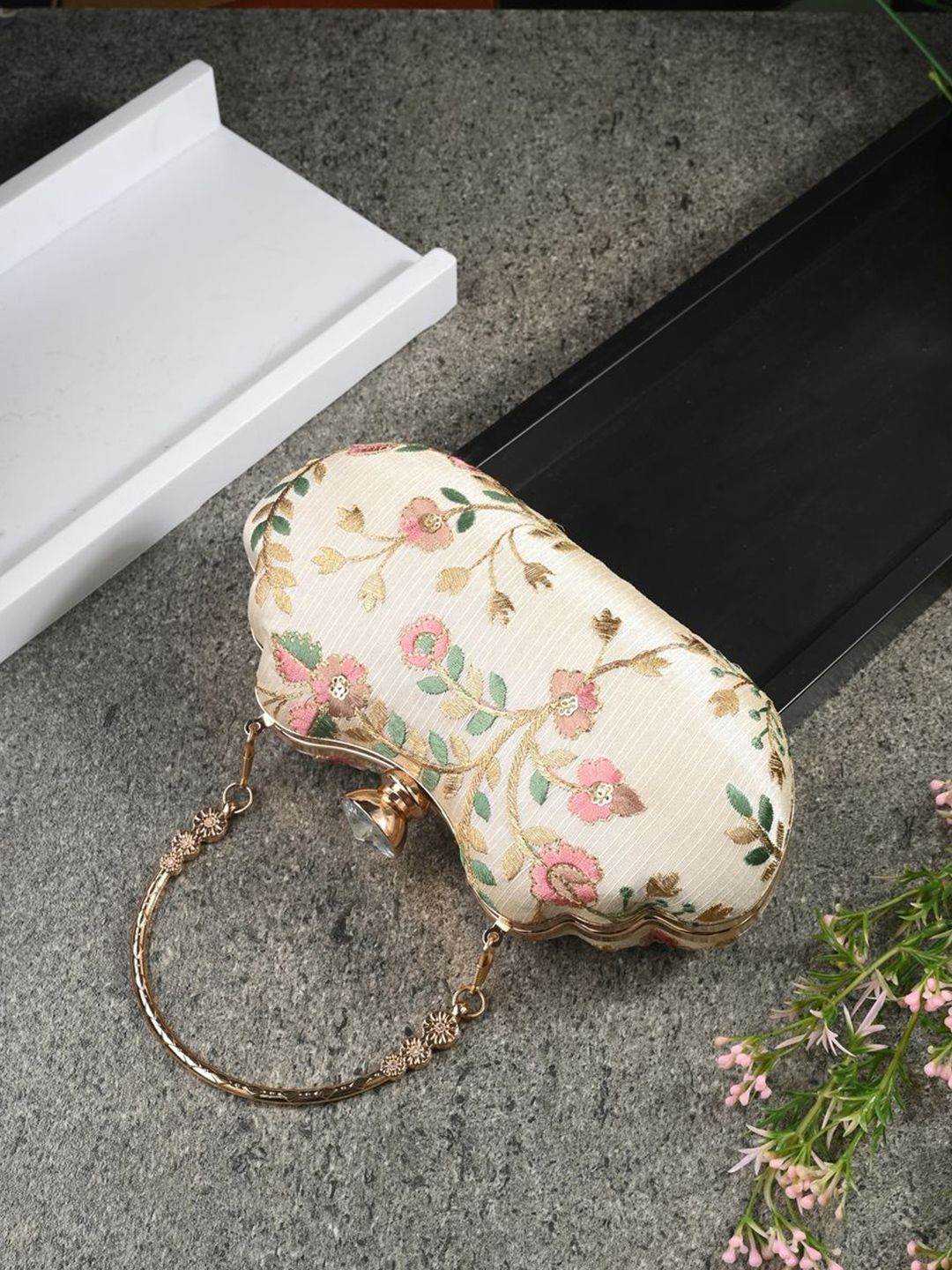 Anouk White Embellished Box Clutch-picture-53