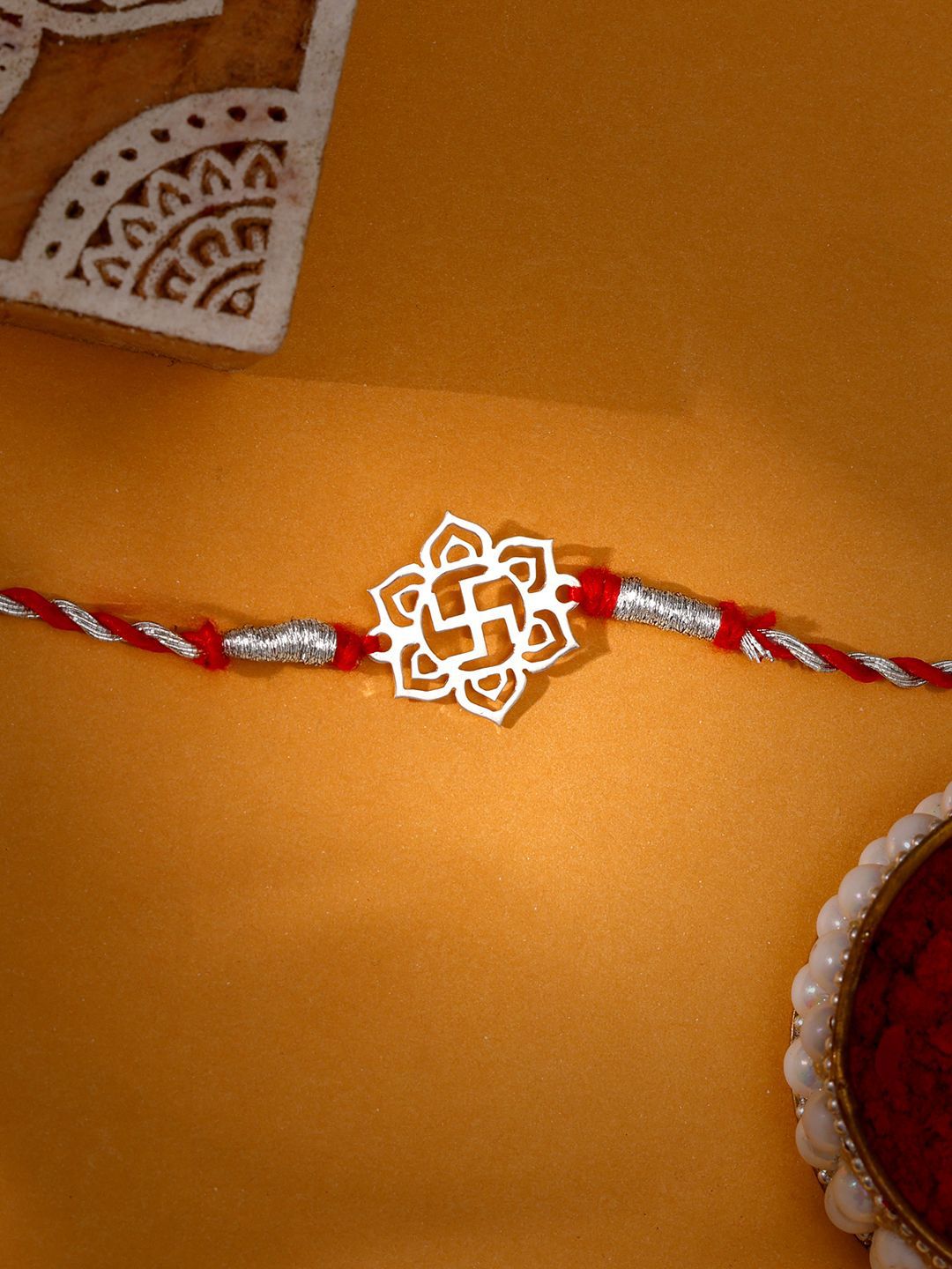 GIVA Thread Rakhi-picture-50
