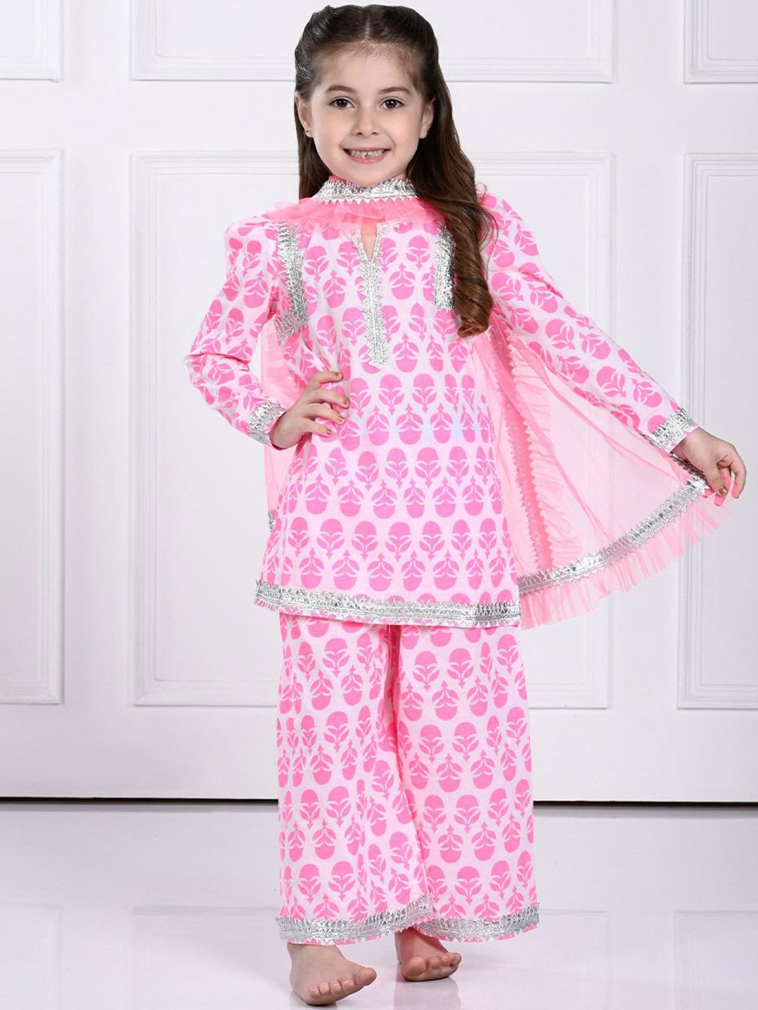 THE PONY & PEONY CO. Girls Ethnic Motifs Printed Regular Gotta Patti Kurta with Trousers & With Dupatta-picture-19